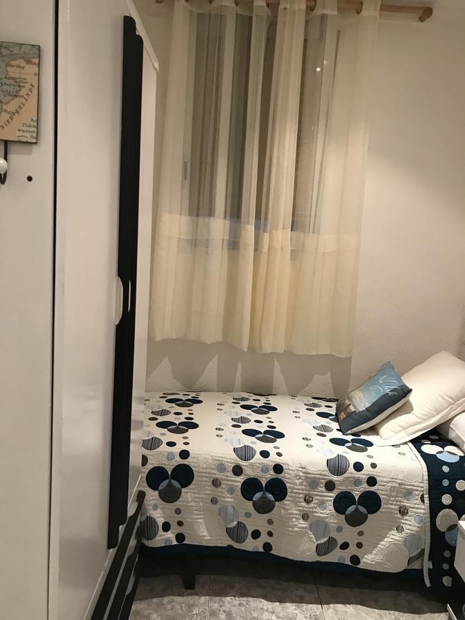 Hostal Aribau Barcelona Luaran gambar